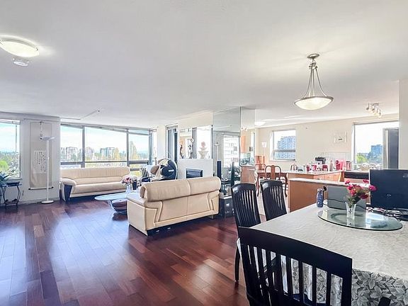 3rd image of 6331 Buswell St #1106