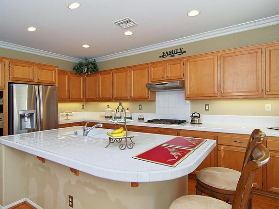 2074 Las Estrellas Camarillo MLS (9)