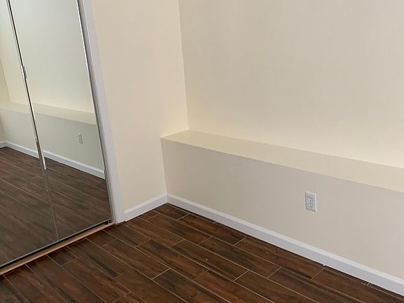 4th image of 522 Durant Ave #1