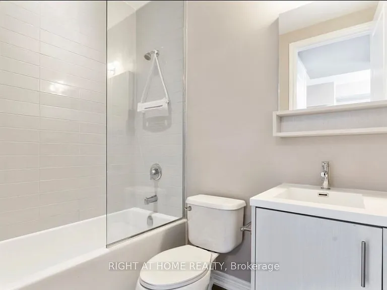 457 Plains Rd E #417 — Photo 2