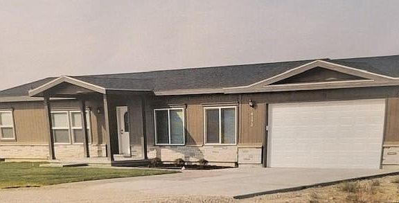 2nd image of 4110 Moffat St