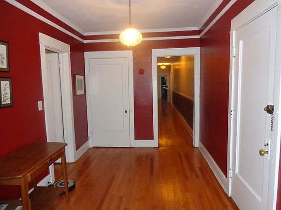 3rd image of 5483 S Hyde Park Blvd APT 2