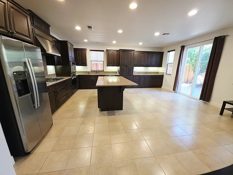 4887 Thorndike Ln — Photo 19