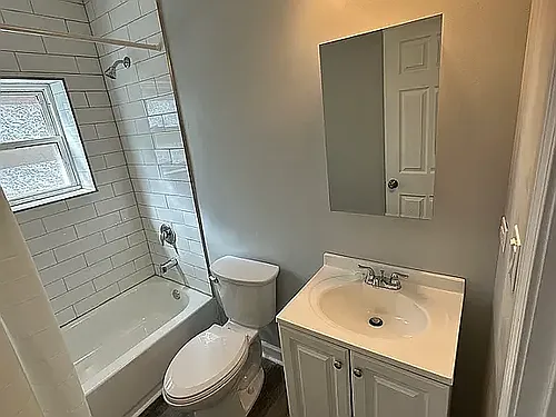 37 Cumnor Rd #1 Photo 1