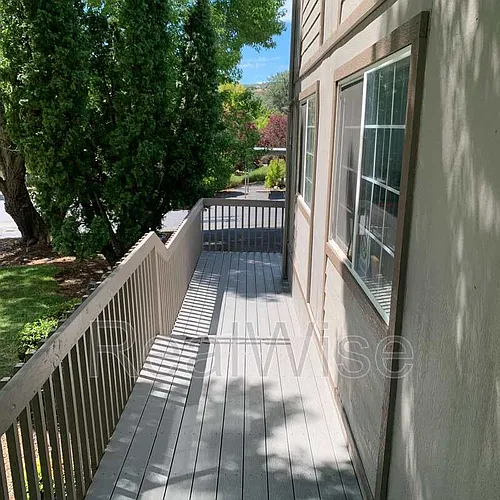 2141 NW North Hill Dr #B Photo 1