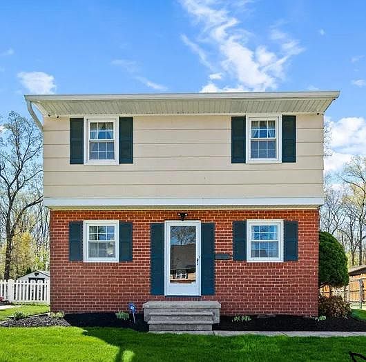 1st image of 945 Homberg Ave