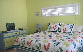 5th image of 3047 S Fletcher Ave Unit A