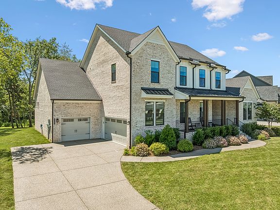 4th image of 4784 Woodrow Pl