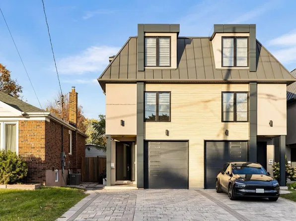 41 Maple Ave N #B, Mississauga, ON L5H 2R9
