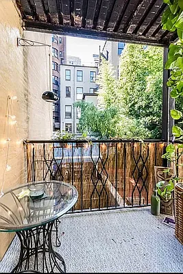 Rented by Douglas Elliman | media 9