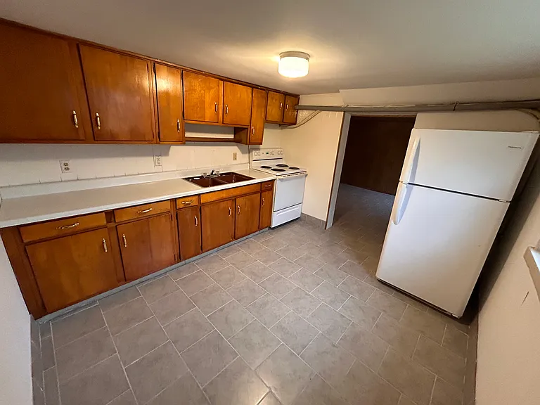 104 Lilac Dr #B — Photo 5
