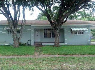 220 NW 73rd Ter, Hollywood, FL 33024