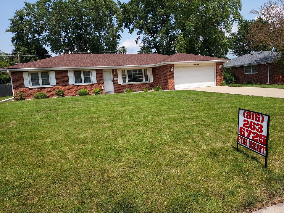1st image of 653 Marquette Dr