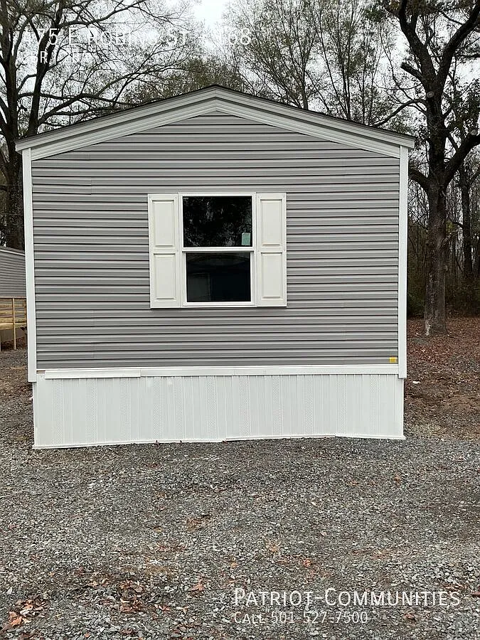 Building Photo - 475 E Robins St #168