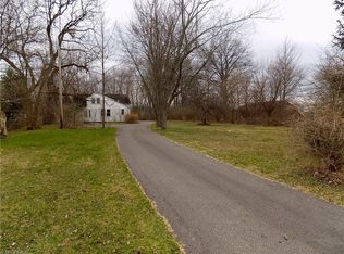 26921 Bagley Rd, Olmsted Falls, OH 44138
