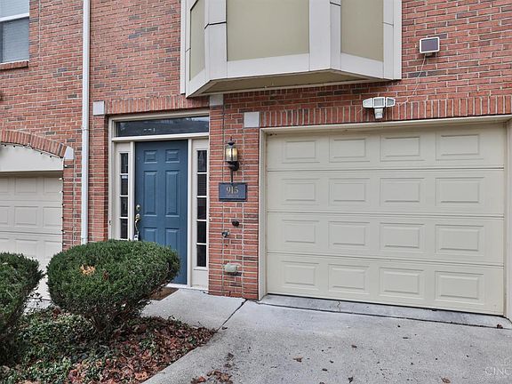 2nd image of 915 Sharkey Ln
