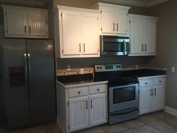 Lots of cabinet space