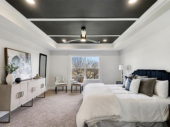 4th image of 18409 Caenen St