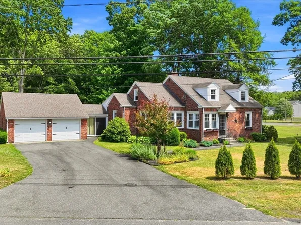 115 Poplar St, Feeding Hills, MA 01030