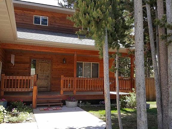 3rd image of 620 Apollinaris Ave