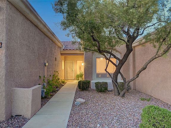 2nd image of 9944 Bundella Dr