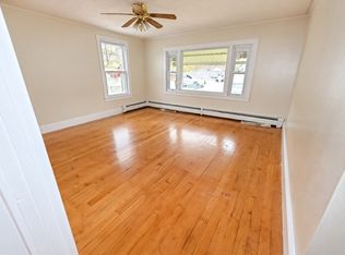 89 Mammoth Rd, Lowell, MA 01854