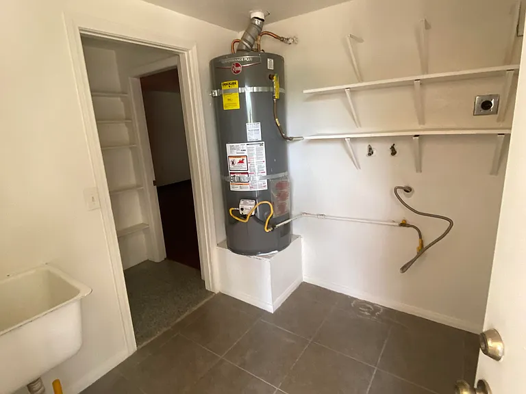bedroom off bedroom has steam shower