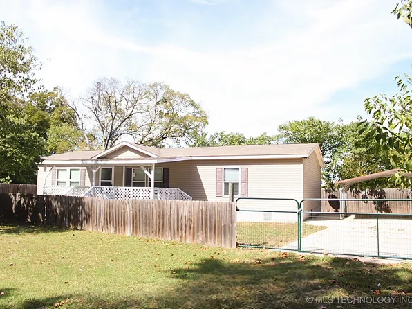 710 W Randolph St, Madill, OK 73446