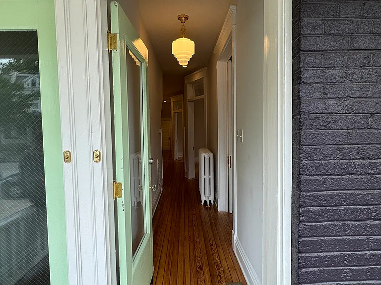 2711 Floyd Ave #B — Photo 2
