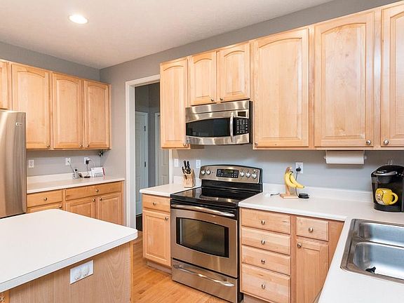 5th image of 8713 Westfield Park Dr