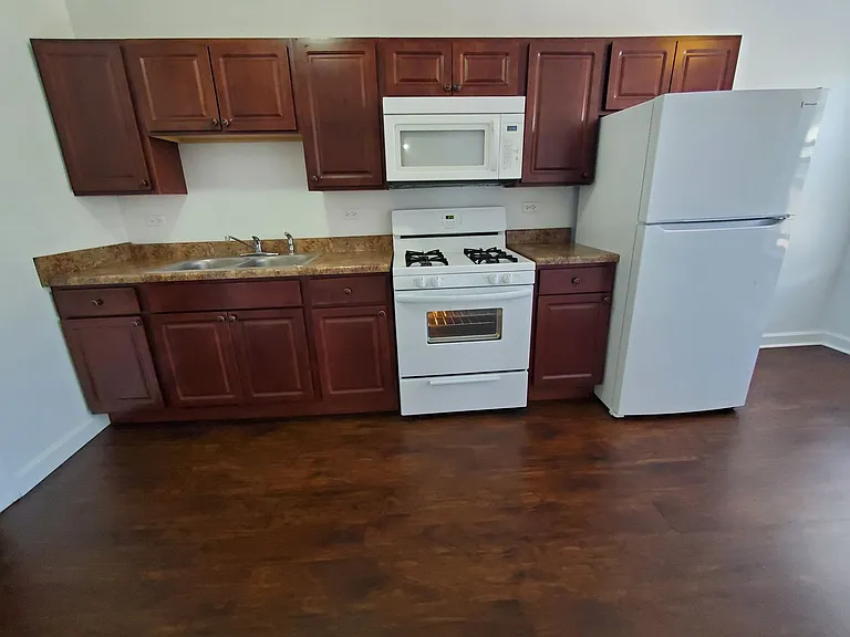 3056 W Irving Park Rd #2E — Photo 17