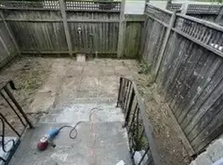 1355 Upper Gage Ave #1A, Hamilton, ON L8W 1Y2