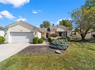 17823 Walnut Dr, Strongsville, OH 44149