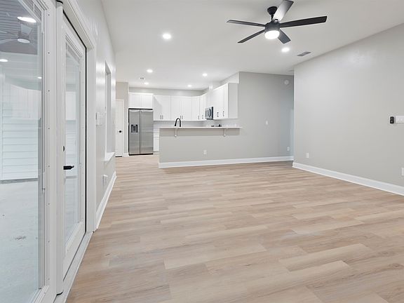 4th image of 604 Rustling Pines Blvd