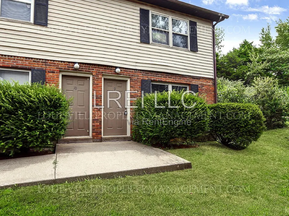 621 Westport Rd #9