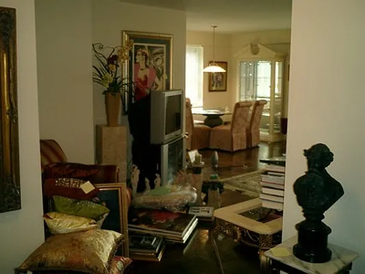 Rented by Tomoko Nagahama, LREB | media 31