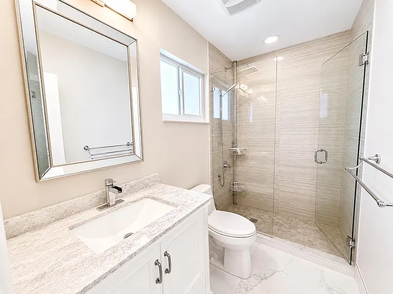 1502 SW 24th St #B — Photo 15