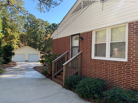 3rd image of 1413 Old Mill Rd