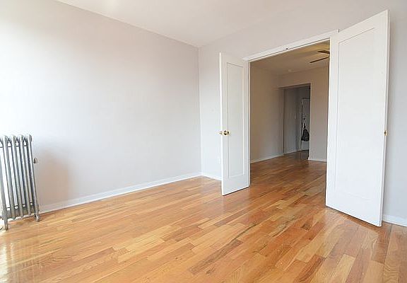 3rd image of 137 W 145th St #61
