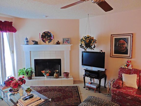 5th image of 3031 N Civic Center Plz Unit 260