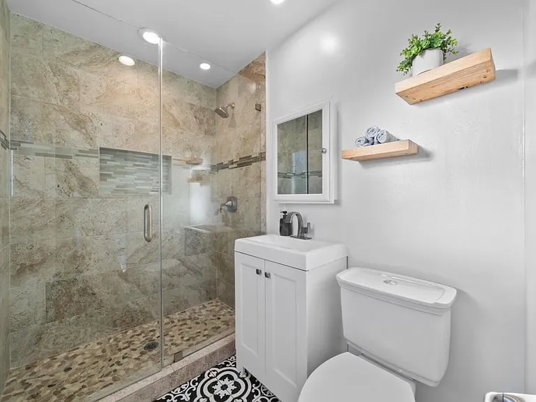 1728 Friedrick Dr — Photo 10