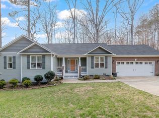 214 Hillcrest Ln, Clayton, NC 27520