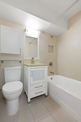 Rented by Mirador Real Estate | media 23