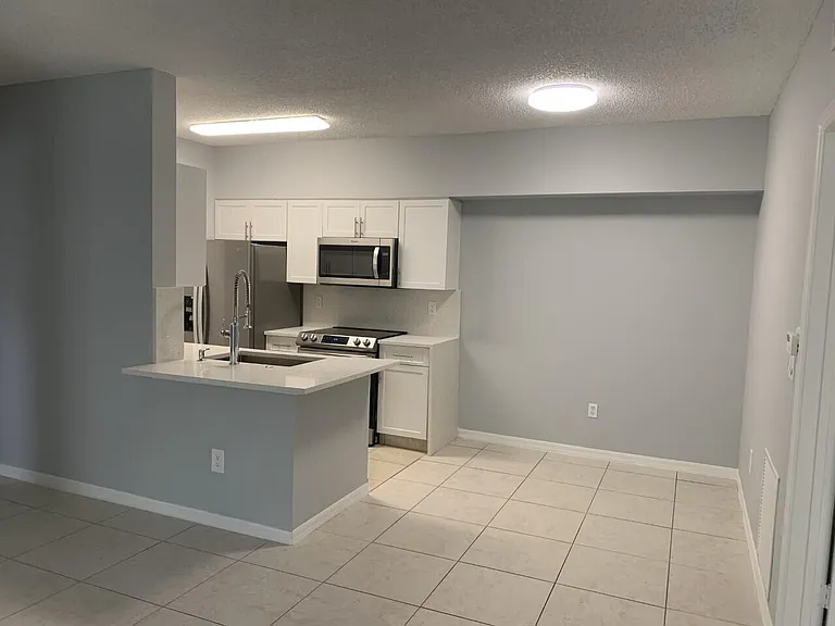 10300 Fox Trail Rd S #808 — Photo 2