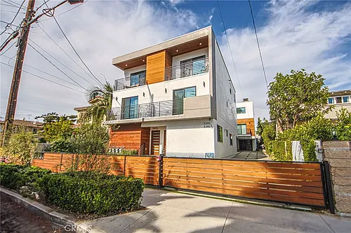 5351 Lexington Ave Photo 1