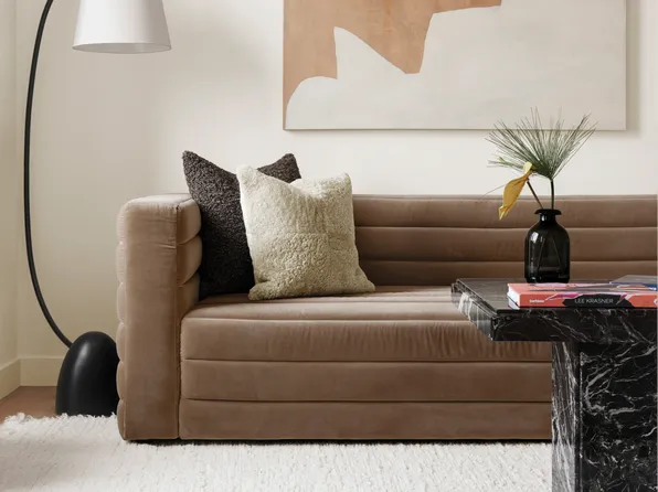 280 West 24th Street image 2 of 14