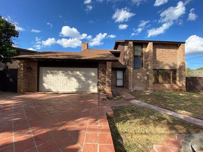 814 E Price St, Laredo, TX, 78040