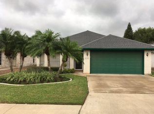 220 Diana Dr, Alamo, TX 78516