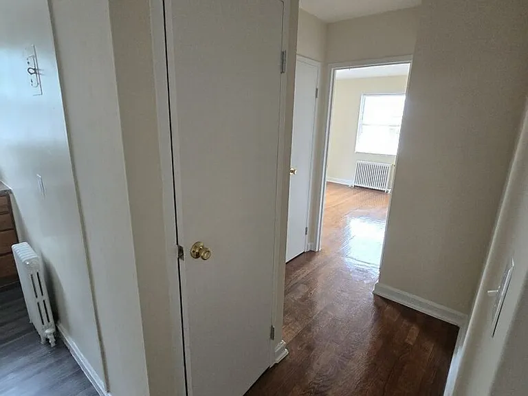 136 Kenilworth Ave NE — Photo 10