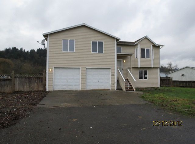 1st image of 125 2nd Ave S